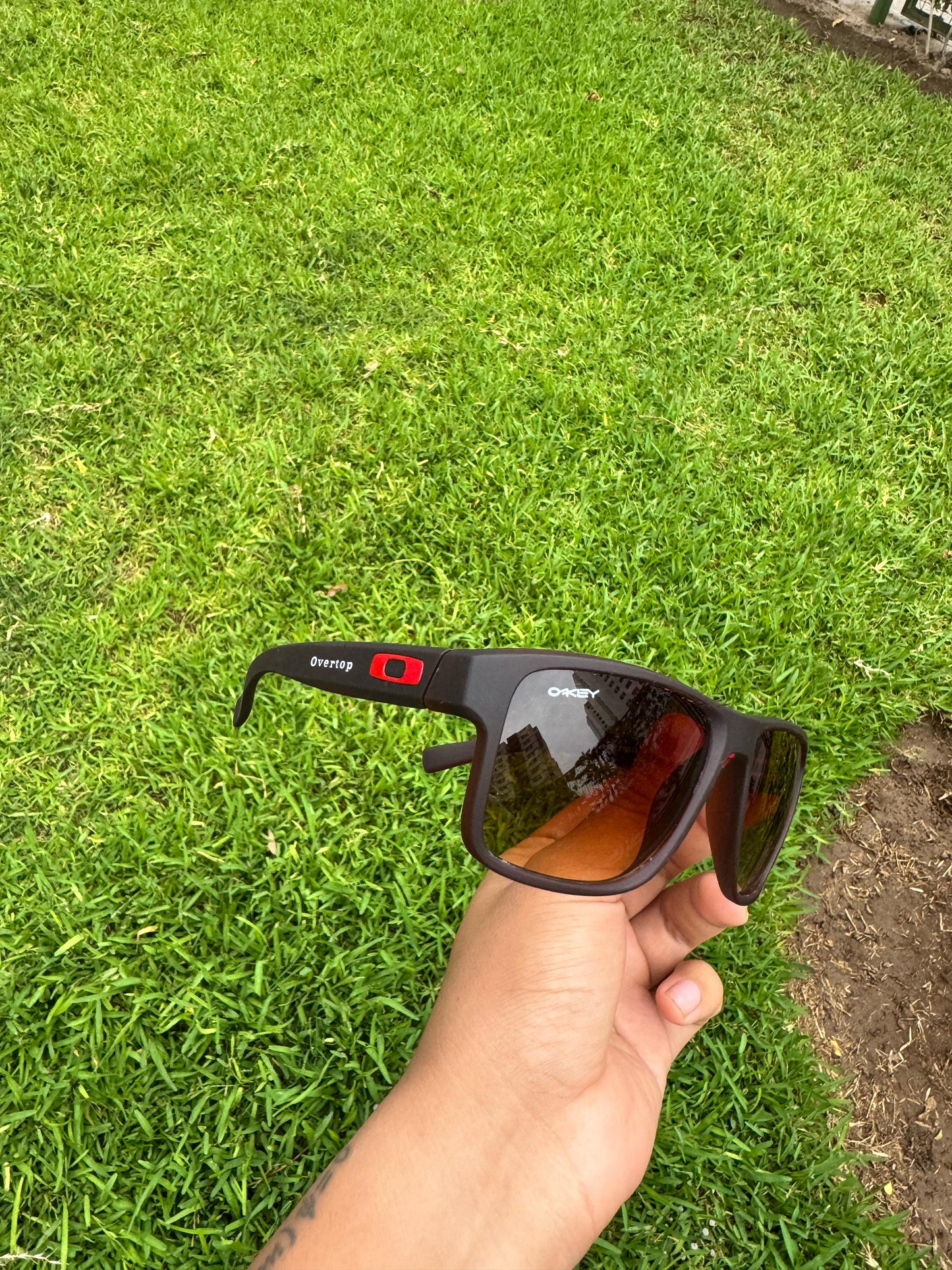 Lentes de sol Oakley - Overtoop